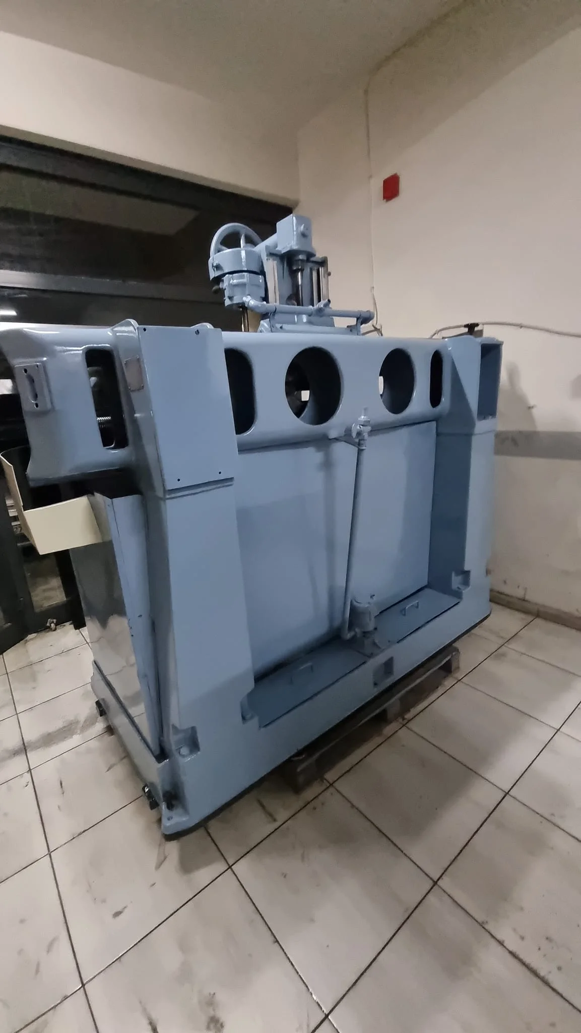 Matra Brand face cleaning machine